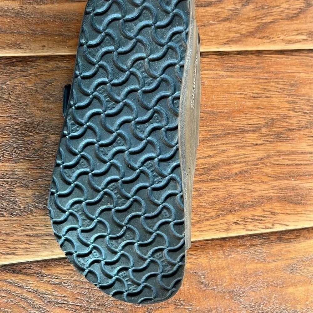 Birkenstock Sandals - Size 32